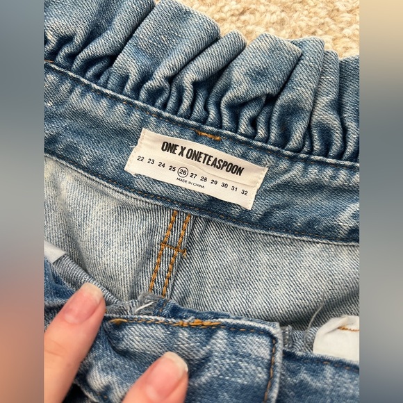 One Teaspoon Le Bandit Ruffle Shorts - Picture 5 of 5